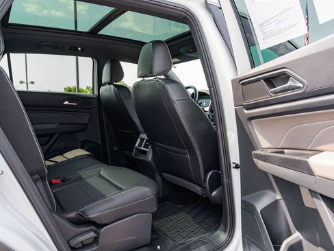 Used 2021 Volkswagen Atlas Cross Sport SEL R-Line FWD image 13