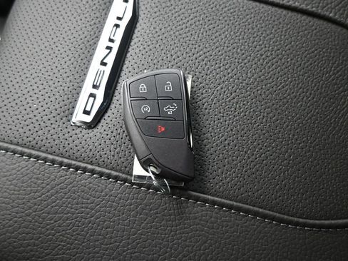 New 2026 GMC Sierra 2500 Denali image 19