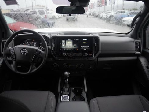 New 2026 Nissan Frontier SV image 21