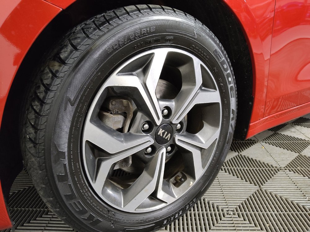 Used 2021 Kia Forte LXS FWD image 31