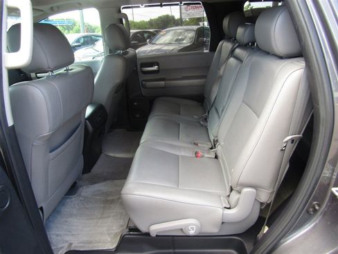 Used 2011 Toyota Sequoia Limited AWD/4WD image 16