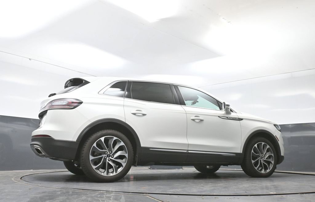 Used 2021 Lincoln Nautilus Reserve AWD/4WD image 49