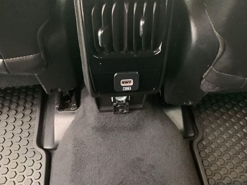 Used 2025 Jeep Compass Trailhawk AWD/4WD image 68