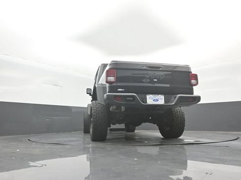 Used 2021 Jeep Gladiator Sport AWD/4WD image 39