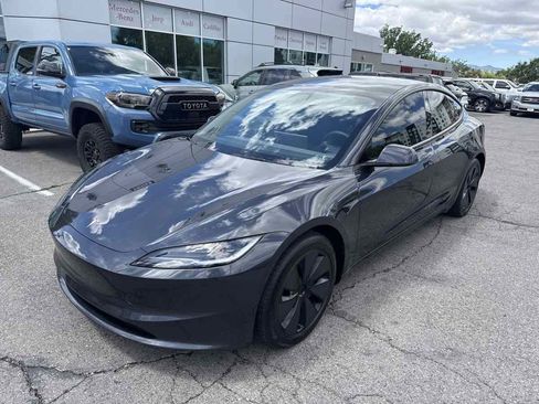 Used 2025 Tesla Model 3 Long Range AWD/4WD image 2