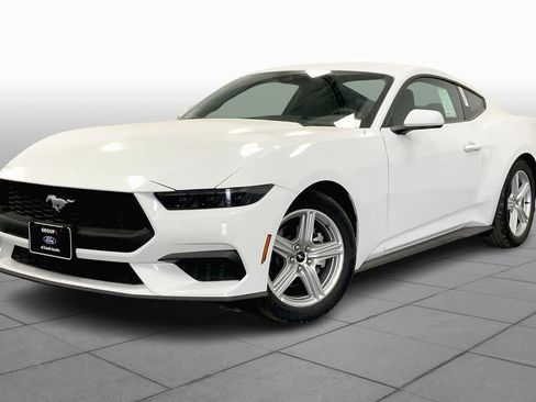 New 2026 Ford Mustang Coupe image 2