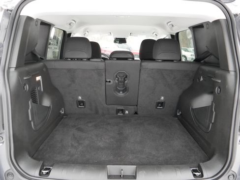 Used 2022 Jeep Renegade Latitude w/ Convenience Group image 18