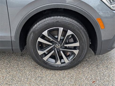 Certified 2024 Volkswagen Tiguan S image 15