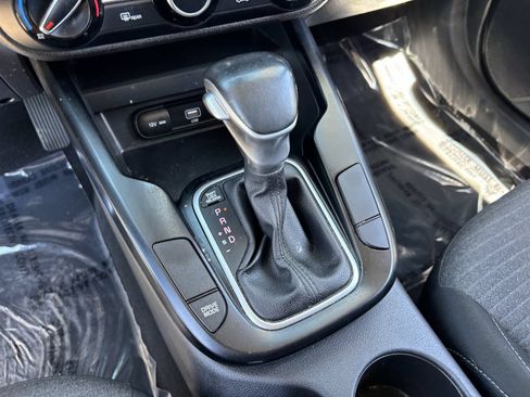 Used 2020 Kia Soul GT-Line FWD image 24
