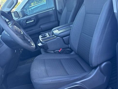 Used 2023 GMC Sierra 1500 Pro w/ Pro Value Package AWD/4WD image 4