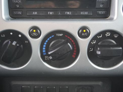 Used 2008 Toyota FJ Cruiser 4WD image 15
