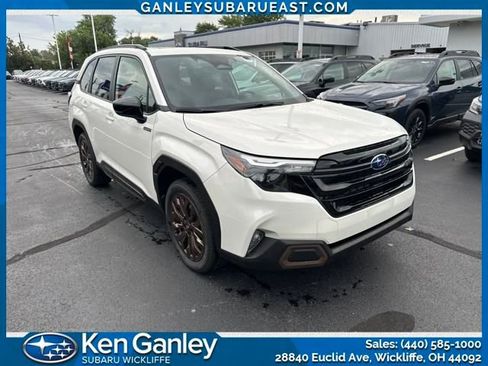 Used 2025 Subaru Forester Sport image 3