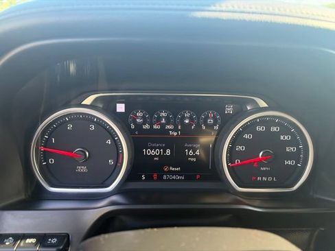 Used 2020 Chevrolet Silverado 2500 High Country w/ Technology Package AWD/4WD image 18