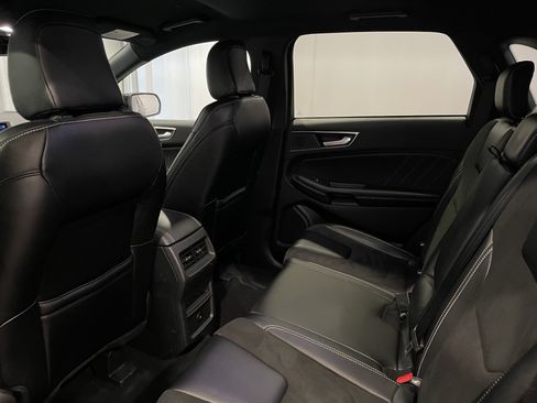 Used 2023 Ford Edge ST AWD/4WD image 23