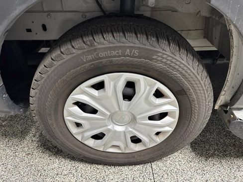 Used 2025 Ford Transit 250 Low Roof w/ Exterior Upgrade Package RWD image 3