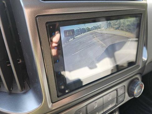 Used 2017 Chevrolet Colorado W/T RWD image 22