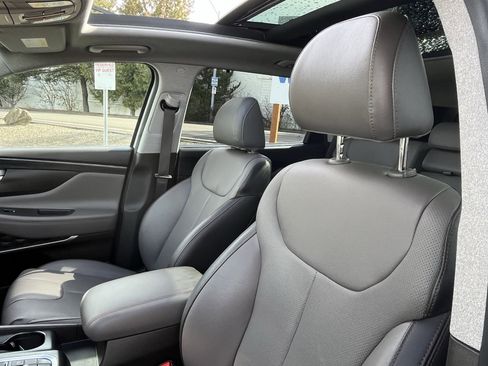 Used 2019 Hyundai Santa Fe Ultimate image 16