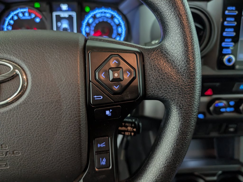 Used 2023 Toyota Tacoma SR AWD/4WD image 17
