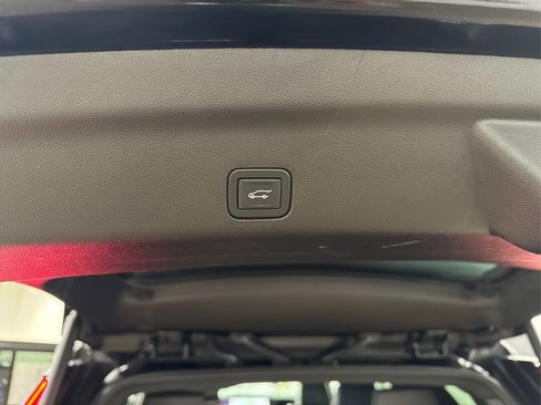 Used 2025 Cadillac Escalade Sport w/ Touring Package image 14