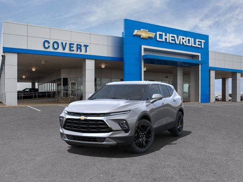 New 2025 Chevrolet Blazer LT image 32