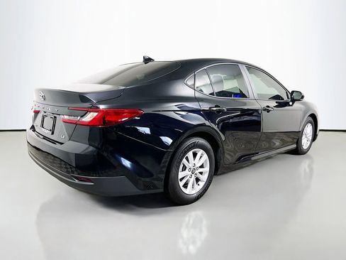 Used 2025 Toyota Camry LE w/ Convenience Package FWD image 2