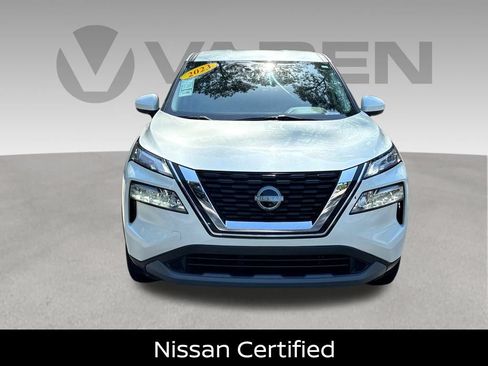 Certified 2023 Nissan Rogue SV FWD image 2