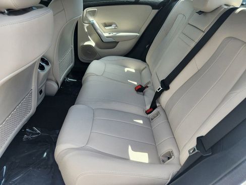 New 2025 Mercedes-Benz CLA 250 4MATIC image 11