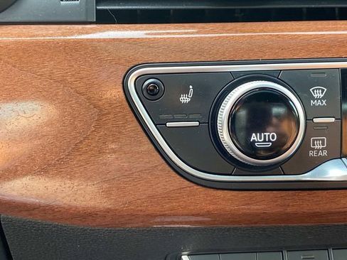 Used 2022 Audi A4 2.0T Premium w/ 18" Wheel Package image 32