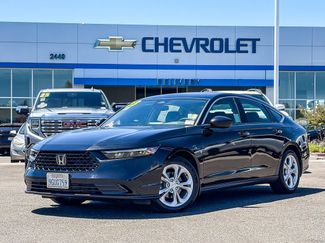 Used 2023 Honda Accord EX video 1