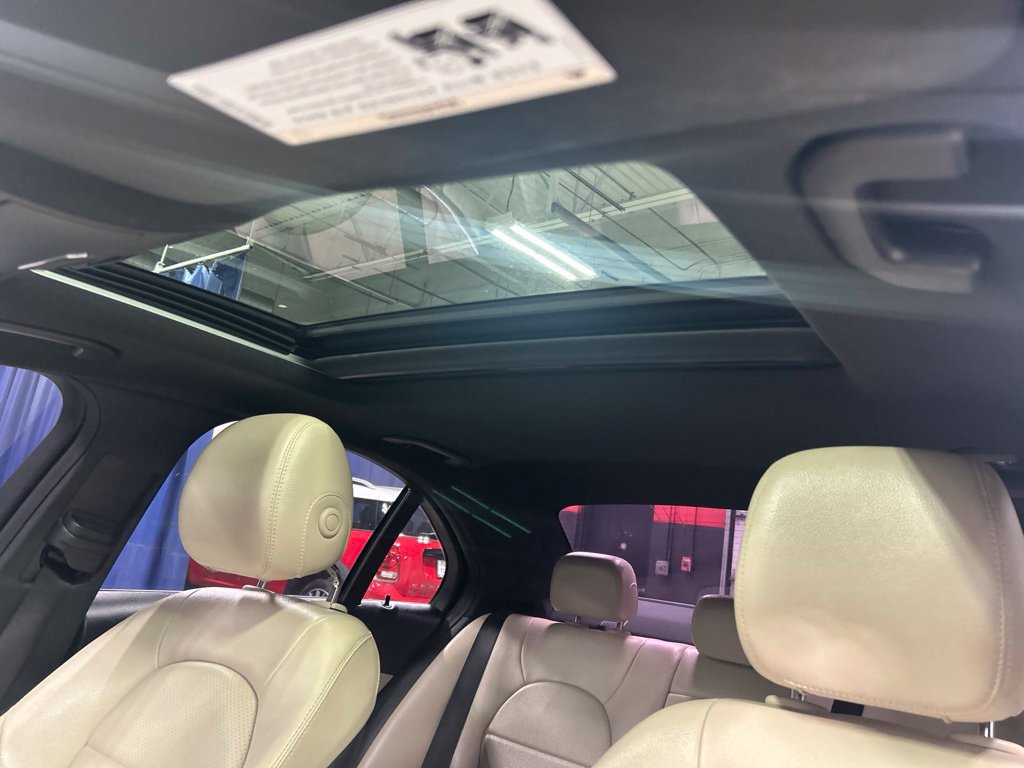 Used 2018 Mercedes-Benz C 350e Sedan image 35