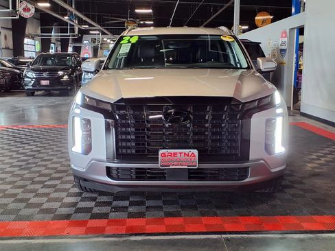 Used 2024 Hyundai Palisade SEL image 2