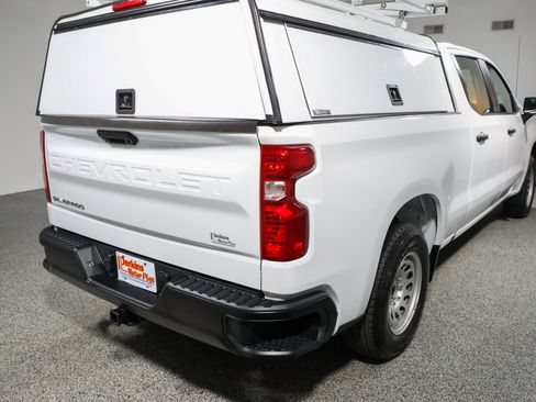 Used 2024 Chevrolet Silverado 1500 W/T w/ Trailering Package AWD/4WD image 7