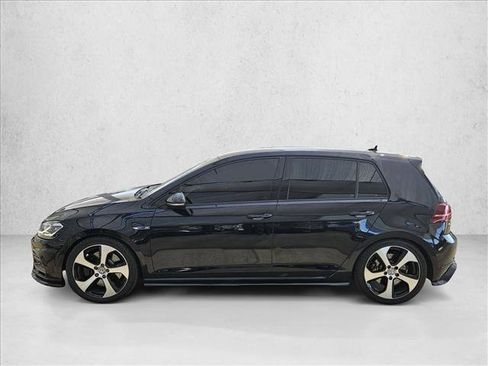 Used 2018 Volkswagen Golf R 4-Door AWD/4WD image 8