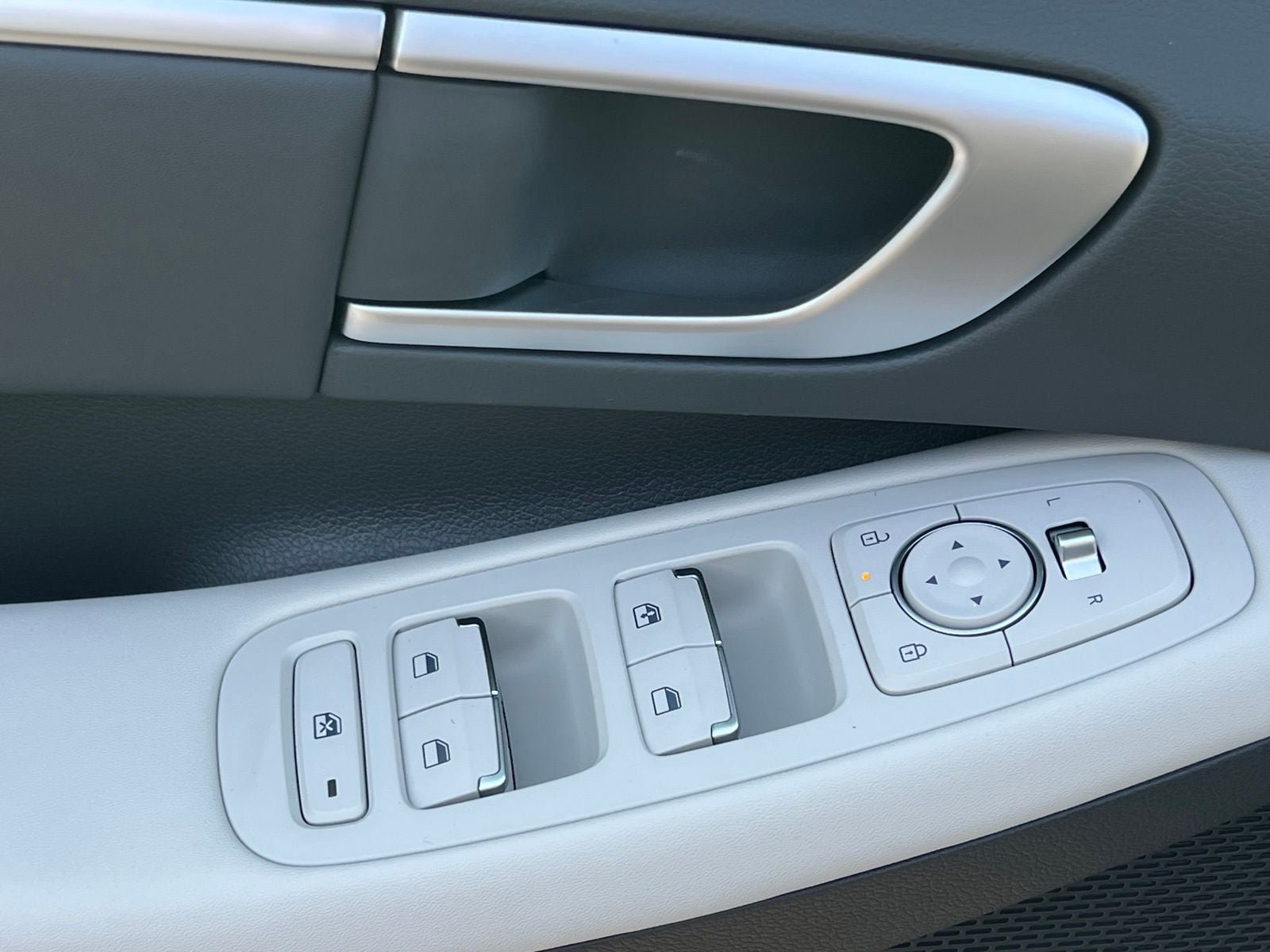 New 2026 Hyundai Sonata Blue FWD image 23