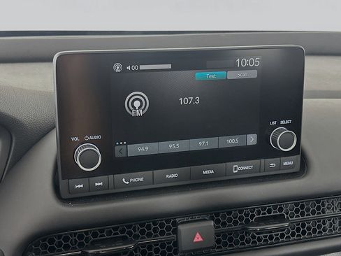 Used 2025 Honda HR-V LX image 19
