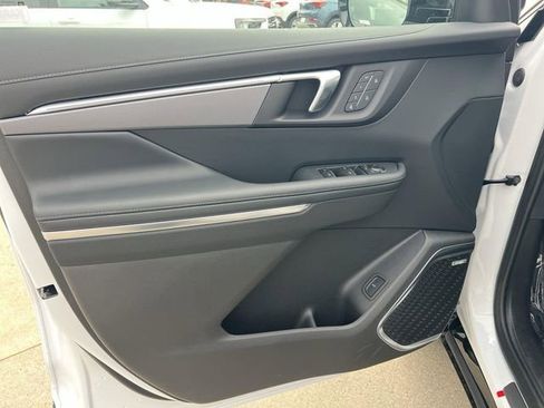 New 2026 Buick Enclave Sport Touring w/ Power Package FWD image 10