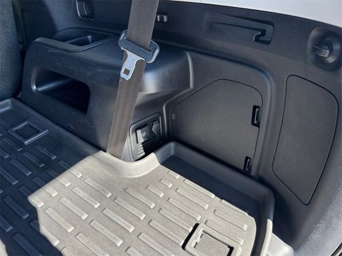 Used 2018 Toyota 4Runner SR5 Premium image 18