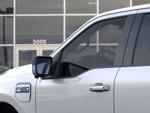 New 2025 Ford F150 Lightning Flash AWD/4WD image 42