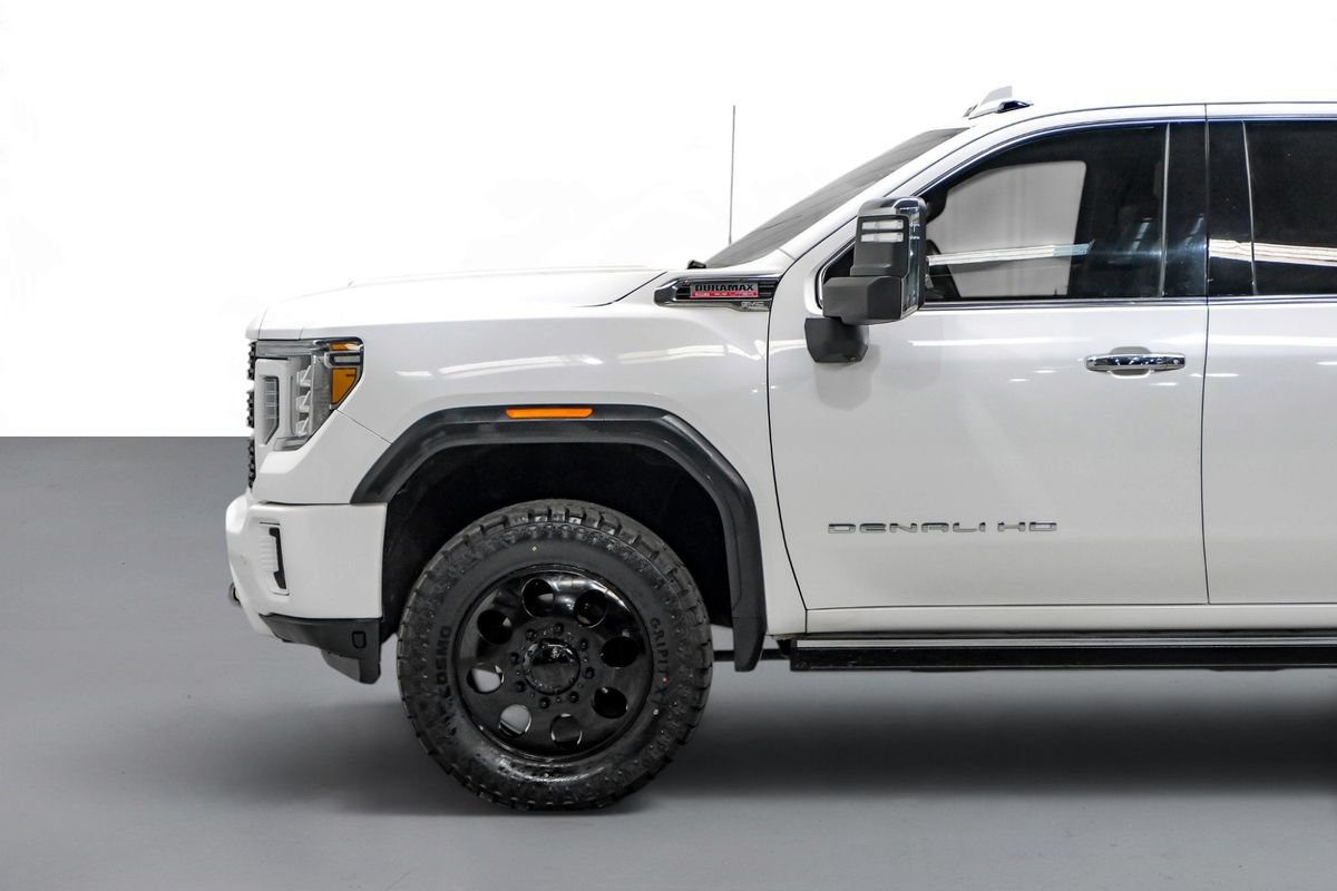 Used 2023 GMC Sierra 3500 Denali AWD/4WD image 11