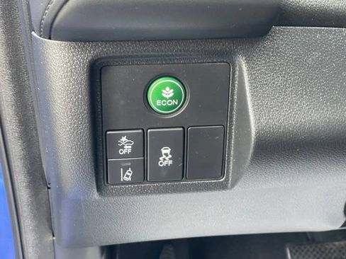 Used 2019 Honda HR-V EX image 14