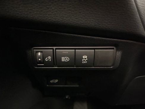 New 2026 Toyota Corolla Cross XLE FWD image 28