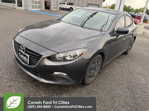 Used 2015 MAZDA MAZDA3 i SV FWD image 6