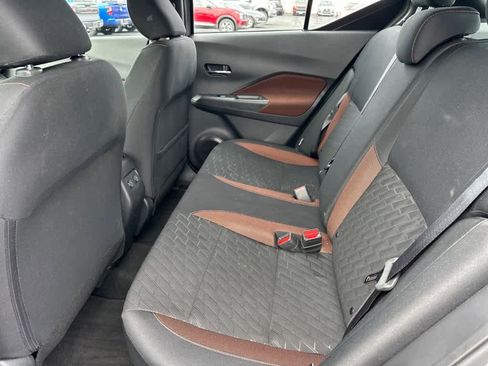 Used 2024 Nissan Kicks SR image 11