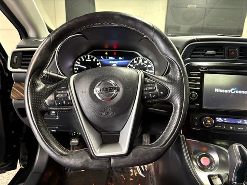 Used 2016 Nissan Maxima Platinum image 13