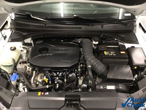 Used 2021 Hyundai Veloster Turbo image 32