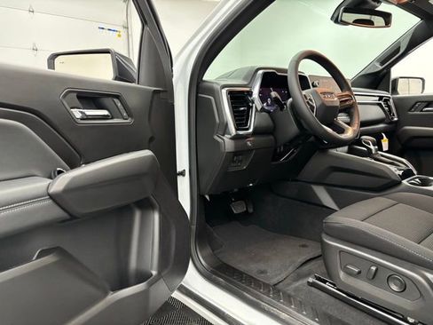 New 2026 GMC Canyon Elevation image 15