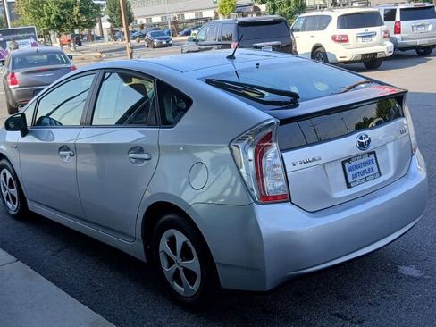 Used 2013 Toyota Prius Two image 6