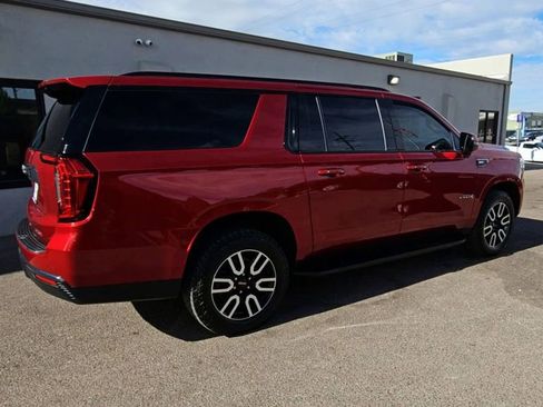 Used 2021 GMC Yukon XL AT4 w/ LPO, Illumination Package image 8