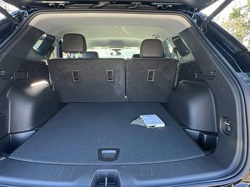 New 2026 Chevrolet Blazer LT image 10