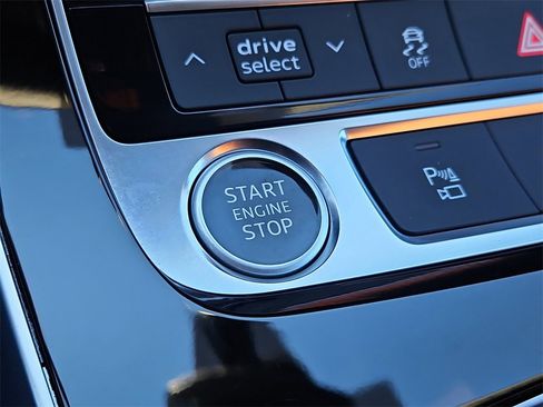 Certified 2023 Audi Q8 Premium Plus w/ Premium Plus Package image 27